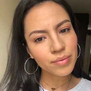 Meet your Posher, Mariel